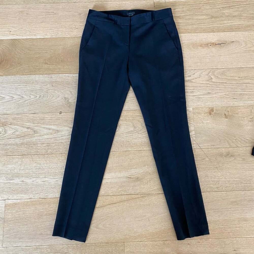 Theory - Skinny Pants in Black